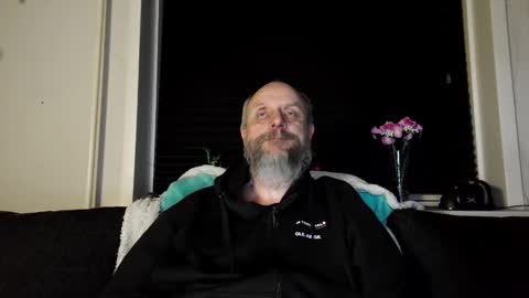 MrLazy online show from March 27, 6:40 pm