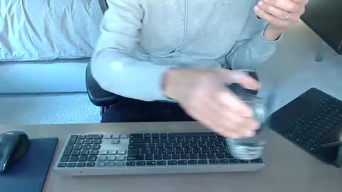 Snapshot of hardonshowoff chatting on January 6, 9:32 pm Straight Exhibitionist All Welcome online show from January 6, 9:32 pm