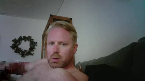 hardswedishboy online show from May 3, 3:29 pm