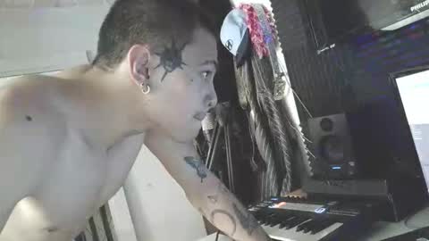 hardvinciisextoy online show from March 26, 7:30 pm