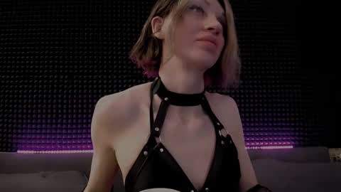 Snapshot of hardy_green chatting on March 19, 2:48 am Miss Hardy online show from March 19, 2:48 am