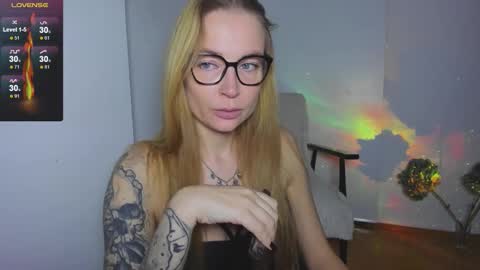 Tasya online show from November 13, 6:07 pm