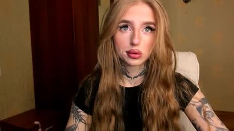 Julia online show from February 15, 4:42 am