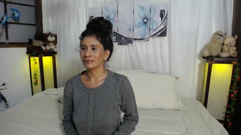 Snapshot of harley_quinns1 chatting on January 8, 9:01 pm harley_quinns1 online show from January 8, 9:01 pm