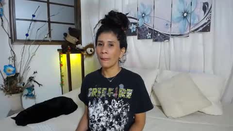 Snapshot of harley_quinns1 chatting on January 13, 8:58 pm harley_quinns1 online show from January 13, 8:58 pm