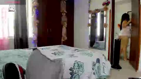 Natii  online show from December 29, 3:57 pm