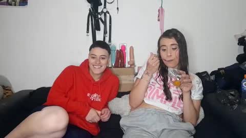    online show from December 26, 9:47 pm