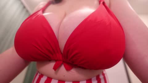 Snapshot of harmonicdiv chatting on February 7, 9:18 pm Sophia online show from February 7, 9:18 pm