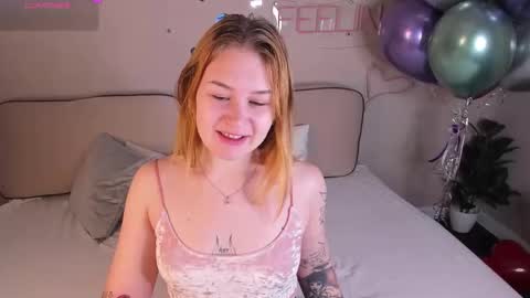 Christine online show from September 15, 1:05 am