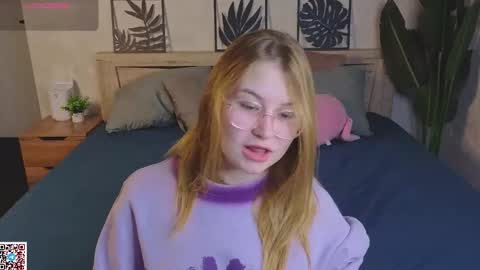 Christine online show from September 26, 12:14 am
