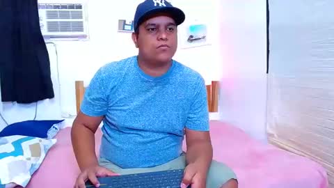 Snapshot of haroldlucky chatting on November 1, 2:19 pm harold online show from November 1, 2:19 pm