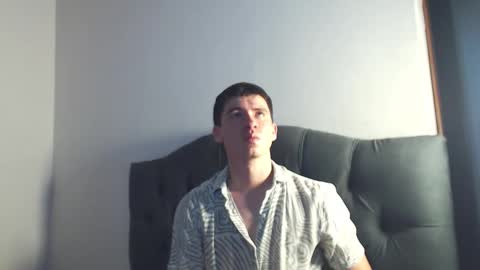 Sebastian online show from November 19, 4:01 am