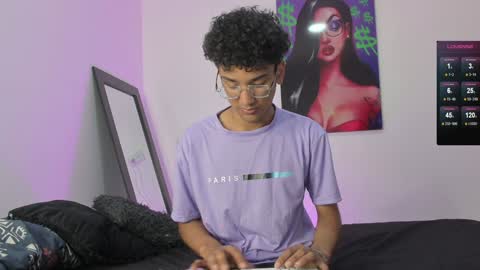 Snapshot of harrytwink18 chatting on January 28, 1:38 pm HARRY online show from January 28, 1:38 pm