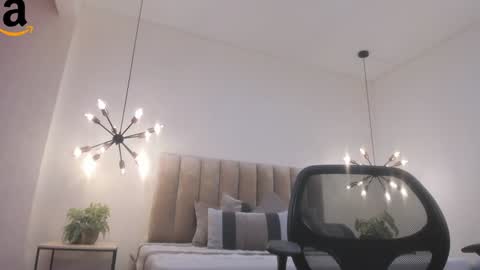 Snapshot of harryy_joness chatting on December 7, 5:20 pm Harry Jones online show from December 7, 5:20 pm