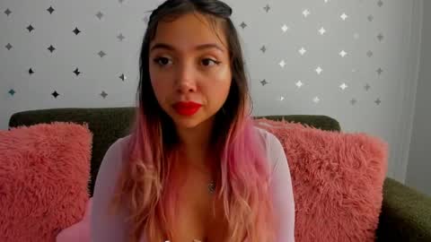 Snapshot of harumi_blossom chatting on June 9, 9:48 pm Sophia Blossom online show from June 9, 9:48 pm