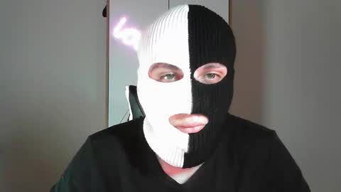 Two-Face online show from March 30, 7:37 pm