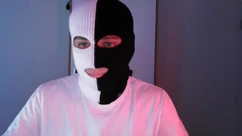 Two-Face online show from March 31, 5:24 pm