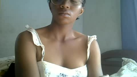 Snapshot of harysette chatting on July 15, 10:53 am harysette online show from July 15, 10:53 am