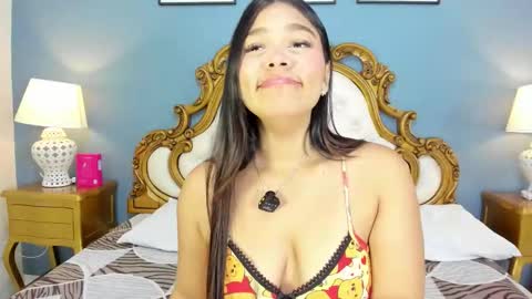 hatsajones online show from February 19, 4:08 am