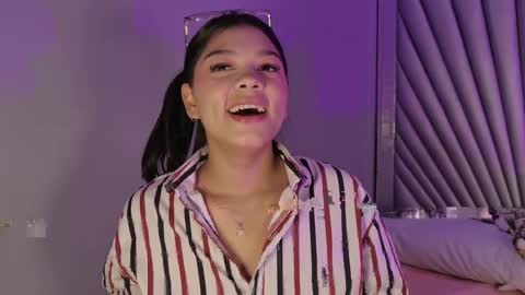 hatsajones online show from April 21, 4:19 am