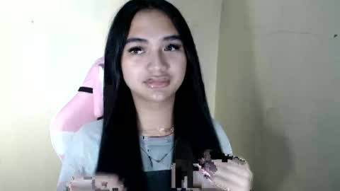 Snapshot of hawadiha chatting on June 17, 3:35 pm LIX online show from June 17, 3:35 pm
