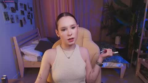 Mia online show from March 30, 7:53 am