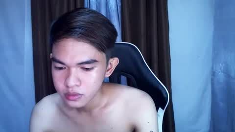 Snapshot of hayden_cumgiver chatting on December 9, 2:56 am jon hayden online show from December 9, 2:56 am