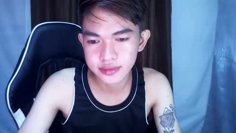 Snapshot of hayden_cumgiver chatting on December 9, 5:30 pm jon hayden online show from December 9, 5:30 pm