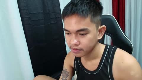 Snapshot of hayden_cumgiver chatting on October 31, 8:32 pm jon hayden online show from October 31, 8:32 pm