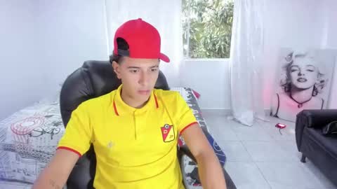 Hayen Boy online show from October 15, 1:55 pm