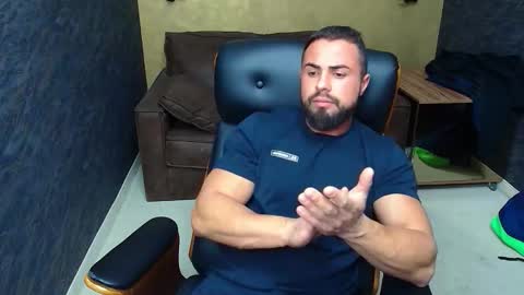 HayesWood online show from October 28, 5:44 am