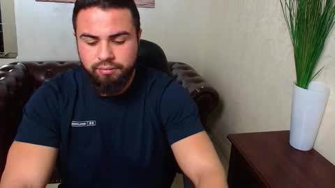 HayesWood online show from January 18, 5:33 am