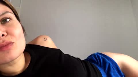 Hayle online show from October 14, 11:11 am