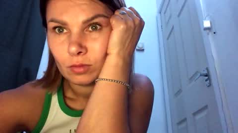 Hayle online show from October 15, 9:04 pm