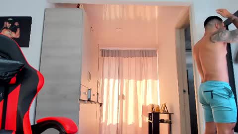 Snapshot of hazard_1997 chatting on June 12, 9:35 pm Hazard online show from June 12, 9:35 pm