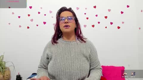 Snapshot of hazel_34 chatting on January 17, 8:52 am hazel online show from January 17, 8:52 am