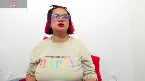 Snapshot of hazel_34 chatting on March 15, 8:53 am hazel online show from March 15, 8:53 am