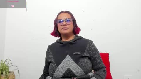 Snapshot of hazel_34 chatting on March 21, 8:30 am hazel online show from March 21, 8:30 am