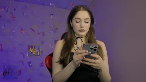 Snapshot of hazel_sullivan chatting on January 17, 12:10 pm Hazel online show from January 17, 12:10 pm