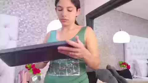 HazelMoret online show from September 9, 7:57 pm