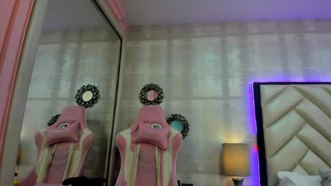 HazelMoret online show from September 17, 11:34 am