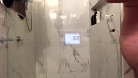 Snapshot of hb2283 chatting on October 19, 6:30 pm h babe online show from October 19, 6:30 pm