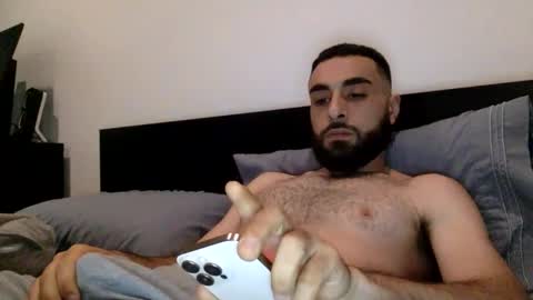 Snapshot of hbabian chatting on May 24, 4:12 pm hbabian online show from May 24, 4:12 pm