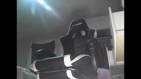 sexy ass wanting her coochie teased  boooooty ate  by bd online show from April 3, 3:59 am