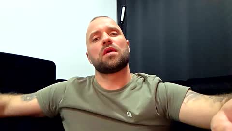 Snapshot of hddmaker chatting on March 28, 11:37 pm ASD online show from March 28, 11:37 pm