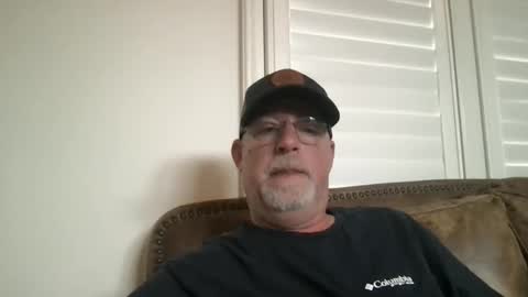 Snapshot of hdeuce22 chatting on March 3, 4:57 pm Hdeuce22 online show from March 3, 4:57 pm