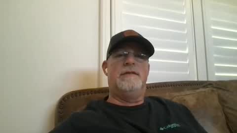 Hdeuce22 online show from April 27, 6:50 pm