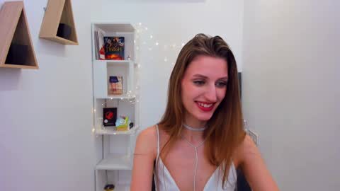 heartedlove_1 online show from January 20, 6:10 pm