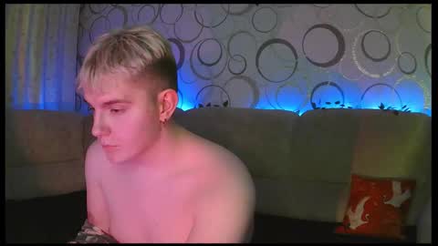 Justin online show from February 22, 8:51 pm