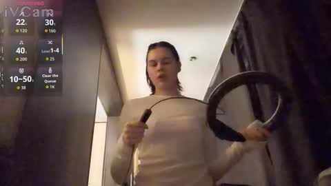 Heather online show from February 28, 2:18 pm